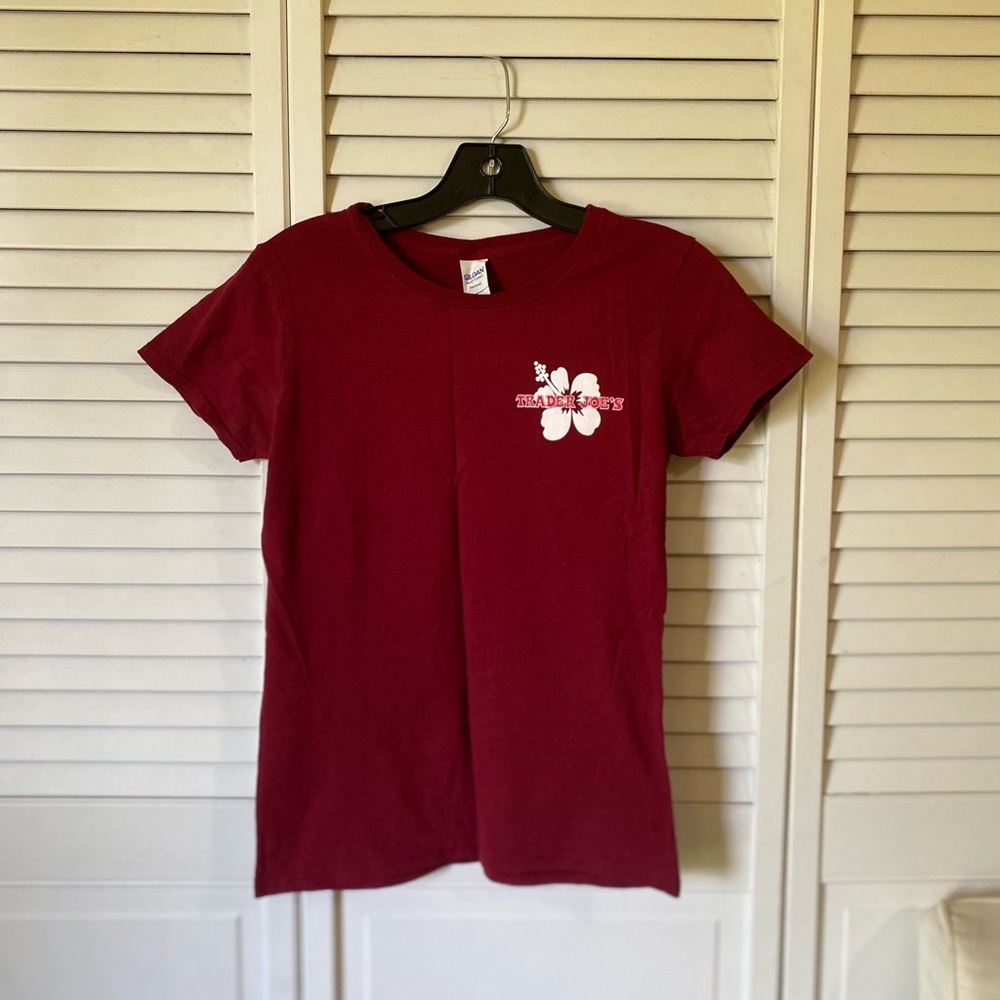 Trader Joe’s short sleeve tee in maroon